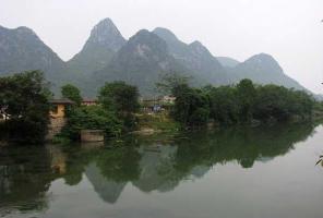 Reflection of Taohua River